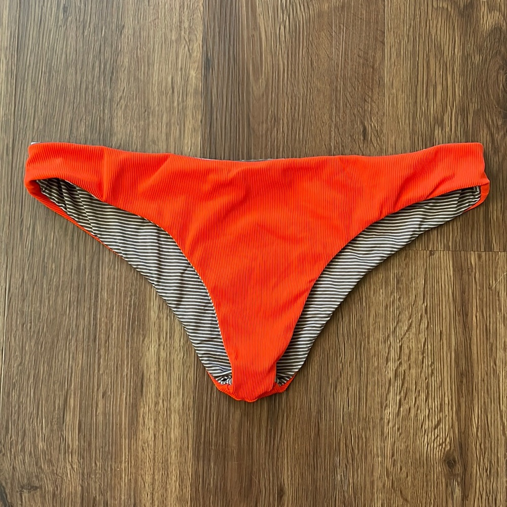 ACACIA - Swim Bottom - Red Ribbed - M